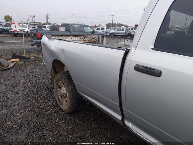 2017 Ram 2500 Tradesman  4x4 8' Box მანქანა იყიდება აუქციონზე, vin: 3C6UR5HL6HG515764, აუქციონის ნომერი: 46026608