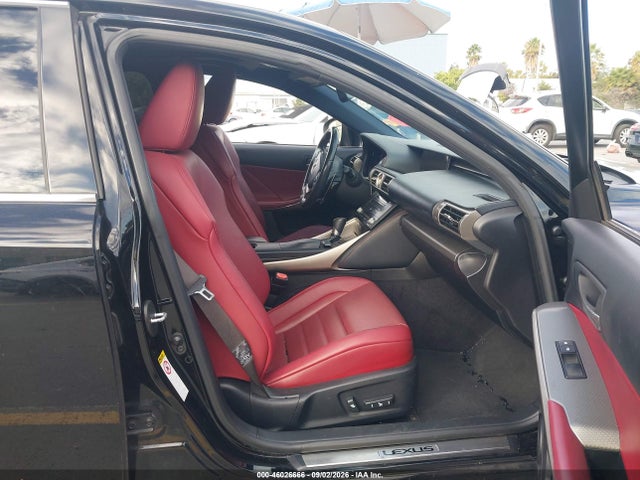 Lexus IS 350 2014 JTHBE1D28E5007539 Image 5
