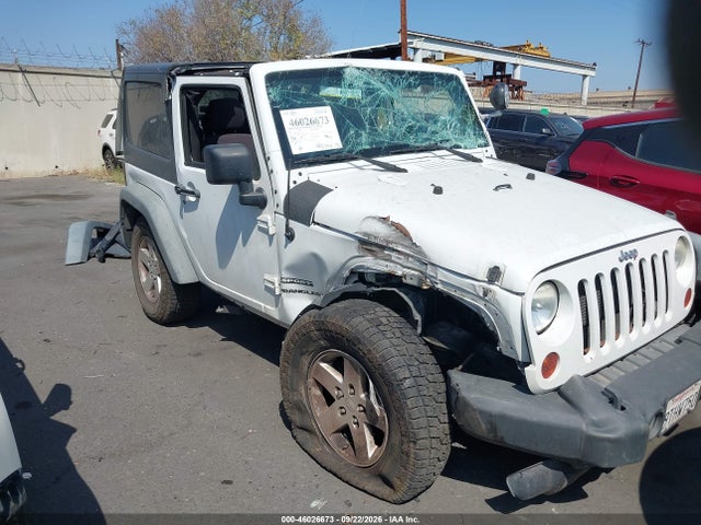 46026673 :رقم المزاد ، 1C4GJWAG4DL601278 vin ، 2013 Jeep Wrangler Sport مزاد بيع