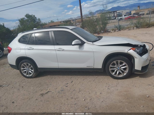 BMW X1 Xdrive28i 2015 WBAVL1C51FVY34071 Image 13