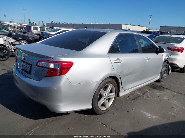 46026695 :رقم المزاد ، 4T1BF1FKXEU788691 vin ، 2014 Toyota Camry Se مزاد بيع