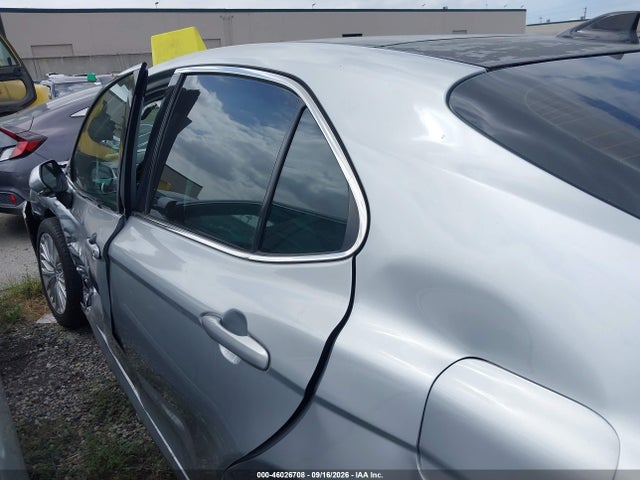 4T1BZ1HK3JU501576 Toyota Camry Xle V6