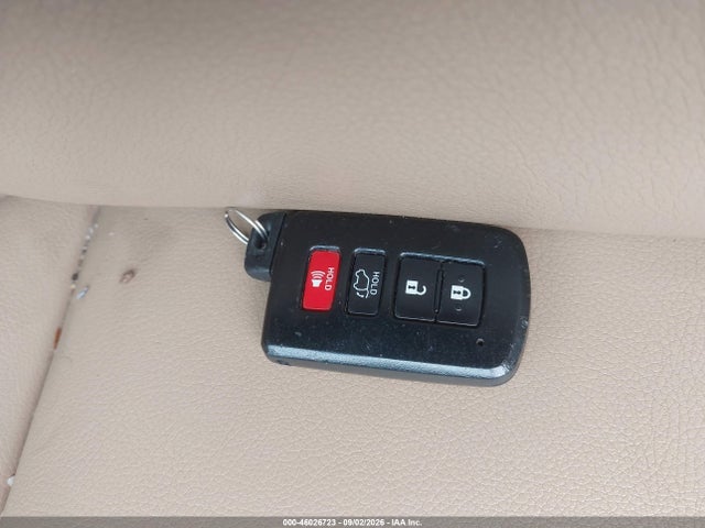 JTMDFREV9HJ143527 Toyota Rav4 Limited