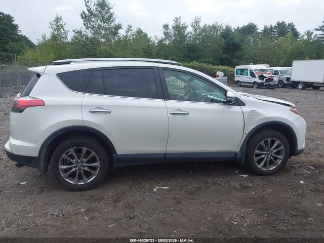 JTMDFREV9HJ143527 Toyota Rav4 Limited
