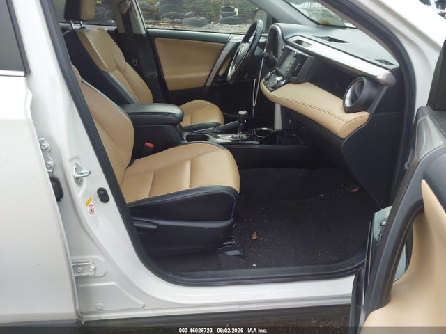 JTMDFREV9HJ143527 Toyota Rav4 Limited