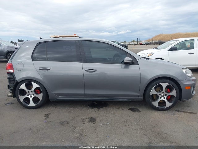 2010 Volkswagen Gti 4-door მანქანა იყიდება აუქციონზე, vin: WVWGD7AJ9AW429011, აუქციონის ნომერი: 46026726