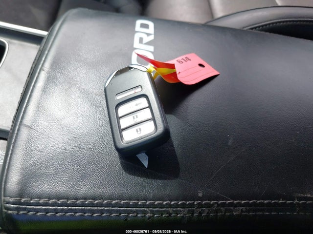 1HGCV1F38NA044658 Honda Accord Sport