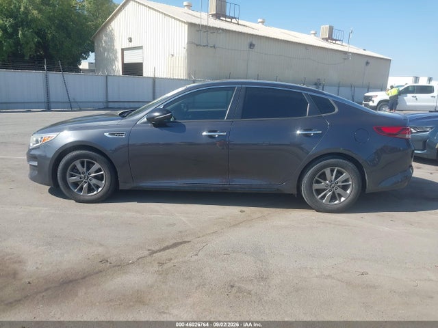 2017 Kia Optima Lx Turbo მანქანა იყიდება აუქციონზე, vin: 5XXGT4L19HG171180, აუქციონის ნომერი: 46026764