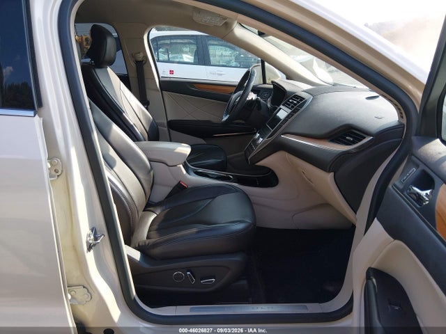 46026827 :رقم المزاد ، 5LMCJ2C98JUL29242 vin ، 2018 Lincoln Mkc Select مزاد بيع
