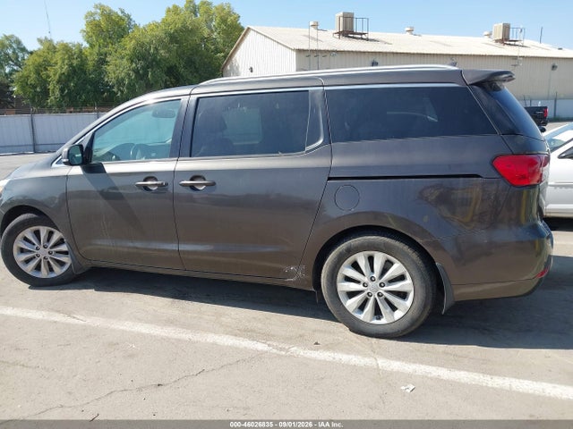 KNDMC5C14F6027329 KIA SEDONA EX