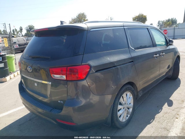 KNDMC5C14F6027329 KIA SEDONA EX