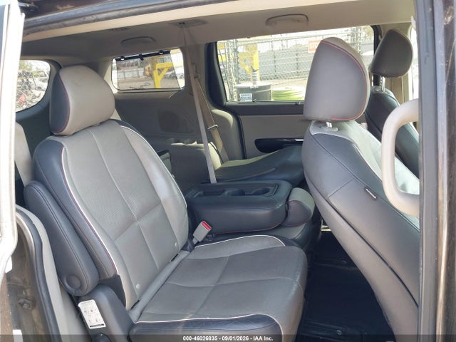 KNDMC5C14F6027329 KIA SEDONA EX