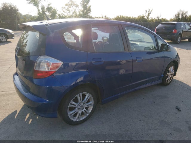 46026846 :رقم المزاد ، JHMGE8H4XAS006527 vin ، 2010 Honda Fit Sport مزاد بيع