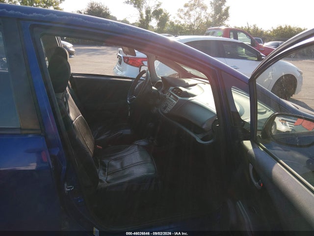46026846 :رقم المزاد ، JHMGE8H4XAS006527 vin ، 2010 Honda Fit Sport مزاد بيع