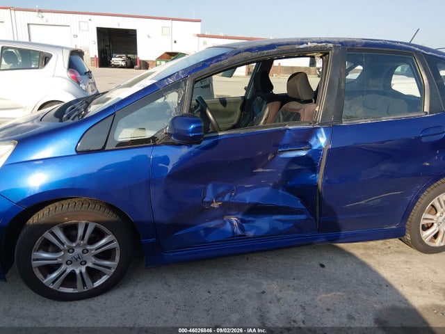 46026846 :رقم المزاد ، JHMGE8H4XAS006527 vin ، 2010 Honda Fit Sport مزاد بيع