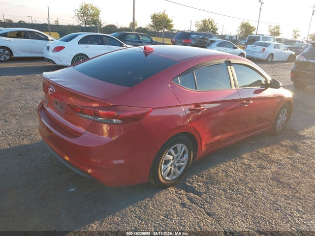 Hyundai ELANTRA SE 2017 5NPD74LF6HH162332 Image 4
