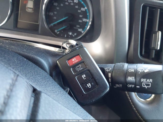 2017 Toyota Rav4 Hybrid Limited მანქანა იყიდება აუქციონზე, vin: JTMDJREV2HD070952, აუქციონის ნომერი: 46026874