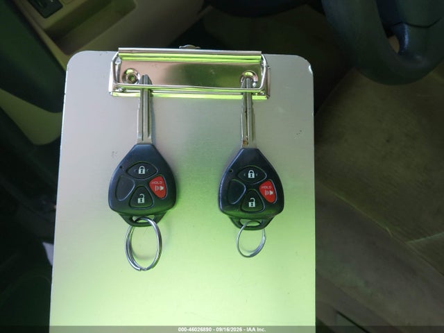 2011 Toyota Rav4 მანქანა იყიდება აუქციონზე, vin: JTMKF4DV8B5033757, აუქციონის ნომერი: 46026890