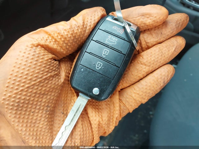 46026900 :رقم المزاد ، 5XYPGDA36GG026388 vin ، 2016 Kia Sorento 2.4l Lx مزاد بيع