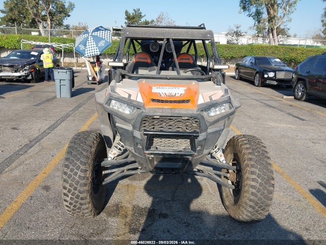 2018 Polaris Rzr Xp 4 Turbo Eps მანქანა იყიდება აუქციონზე, vin: 3NSVFE920JF417397, აუქციონის ნომერი: 46026922