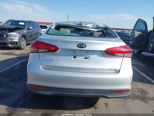 Aukcja sprzedaży 2017 Kia Forte Lx, vin: 3KPFK4A75HE142306, numer aukcji: 46026934