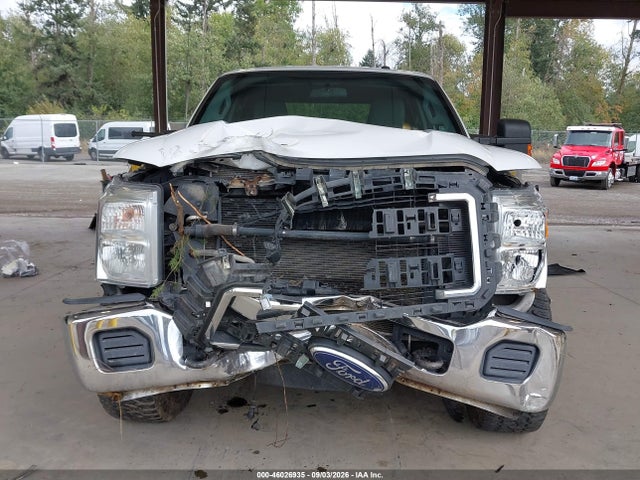 46026935 :رقم المزاد ، 1FD8W3BT4FED46702 vin ، 2015 Ford F-350 Xlt مزاد بيع
