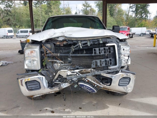 46026935 :رقم المزاد ، 1FD8W3BT4FED46702 vin ، 2015 Ford F-350 Xlt مزاد بيع