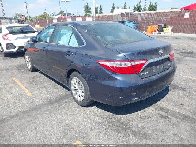 Toyota CAMRY LE 2016 4T4BF1FKXGR530499 Image 3