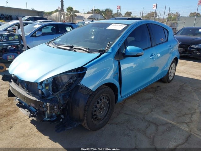 JTDKDTB33G1119204 Toyota Prius C One