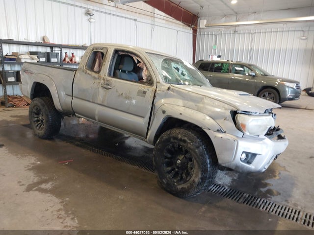 Auction sale of the 2015 Toyota Tacoma Base V6, vin: 5TFUU4EN4FX117744, lot number: 46027053