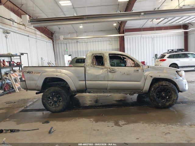 Продаж на аукціоні авто 2015 Toyota Tacoma Base V6, vin: 5TFUU4EN4FX117744, номер лоту: 46027053