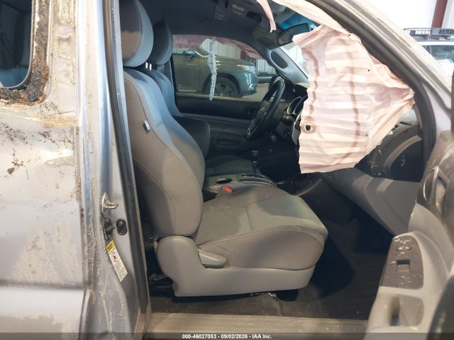 Продаж на аукціоні авто 2015 Toyota Tacoma Base V6, vin: 5TFUU4EN4FX117744, номер лоту: 46027053