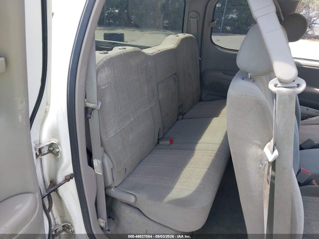 Продажа на аукционе авто 2004 Toyota Tundra Sr5 V8, vin: 5TBRT34104S447281, номер лота: 46027054