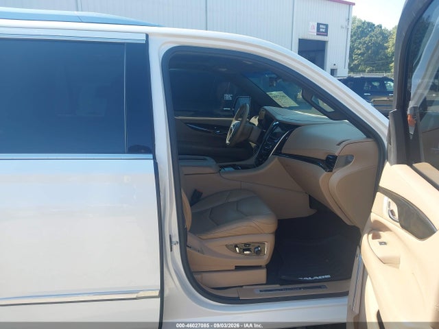46027085 :رقم المزاد ، 1GYS4DKJ2JR248445 vin ، 2018 Cadillac Escalade Platinum مزاد بيع