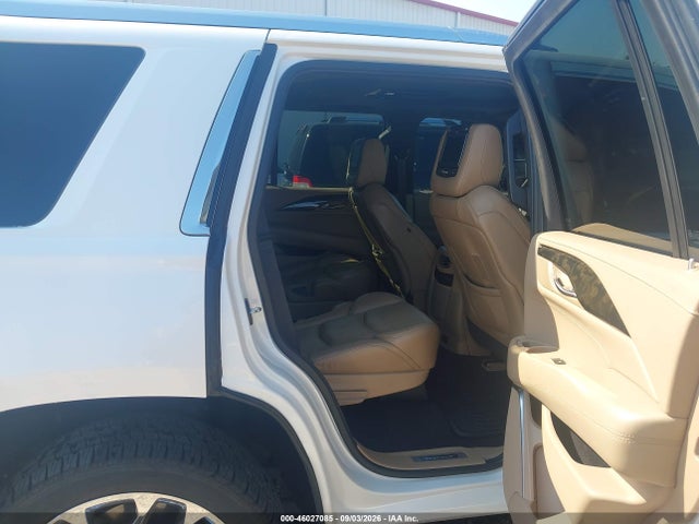 46027085 :رقم المزاد ، 1GYS4DKJ2JR248445 vin ، 2018 Cadillac Escalade Platinum مزاد بيع