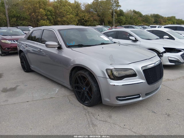 Продаж на аукціоні авто 2013 Chrysler 300 Motown, vin: 2C3CCAAG6DH561203, номер лоту: 46027125