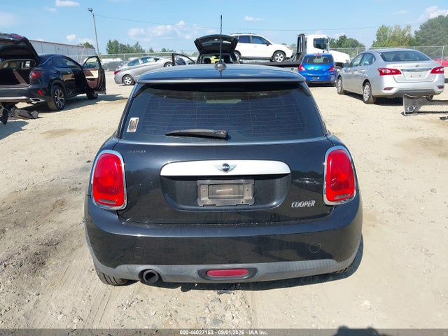 Продажа на аукционе авто 2014 Mini Hardtop Cooper, vin: WMWXM5C59ET933955, номер лота: 46027153