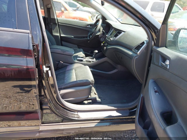 46027163 :رقم المزاد ، KM8J33A2XGU133215 vin ، 2016 Hyundai Tucson Eco مزاد بيع