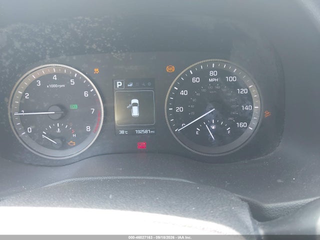 46027163 :رقم المزاد ، KM8J33A2XGU133215 vin ، 2016 Hyundai Tucson Eco مزاد بيع