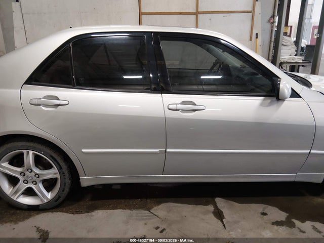 2003 Lexus Is 300 მანქანა იყიდება აუქციონზე, vin: JTHBD192330072076, აუქციონის ნომერი: 46027184