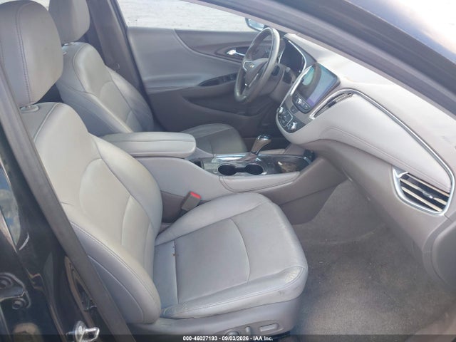1G1ZE5ST0HF292117 Chevrolet MALIBU 1LT