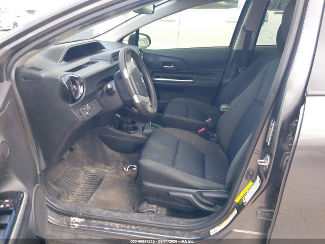Продажа на аукционе авто 2016 Toyota Prius C Two, vin: JTDKDTB30G1130225, номер лота: 46027215