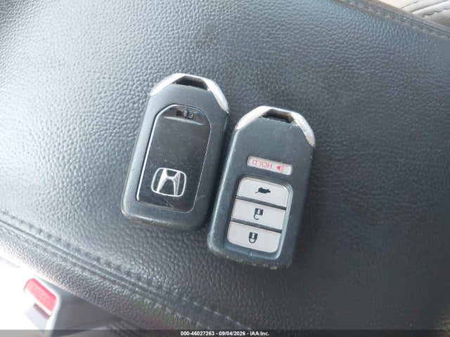 46027263 :رقم المزاد ، 2HKRM3H74FH537111 vin ، 2015 Honda Cr-v Ex-l مزاد بيع