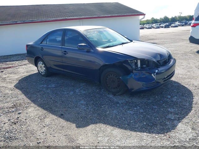 46027310 :رقم المزاد ، 4T1BE32K33U196874 vin ، 2003 Toyota Camry Le مزاد بيع