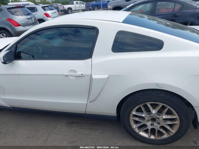 Продаж на аукціоні авто 2012 Ford Mustang V6 Premium, vin: 1ZVBP8AM9C5209584, номер лоту: 46027347