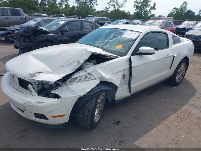 Продаж на аукціоні авто 2012 Ford Mustang V6 Premium, vin: 1ZVBP8AM9C5209584, номер лоту: 46027347