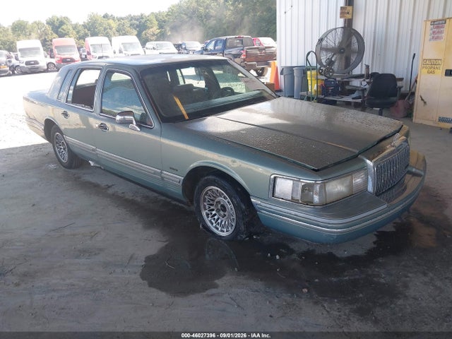 Продаж на аукціоні авто 1994 Lincoln Town Car Signature/tournament, vin: 1LNLM82W6RY645859, номер лоту: 46027396