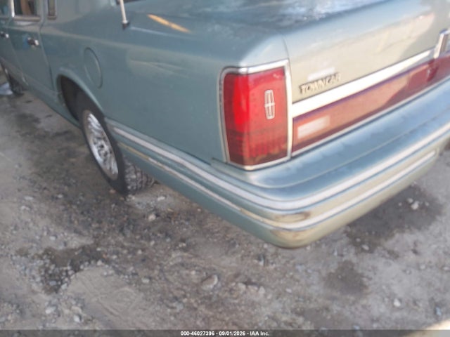 Продаж на аукціоні авто 1994 Lincoln Town Car Signature/tournament, vin: 1LNLM82W6RY645859, номер лоту: 46027396