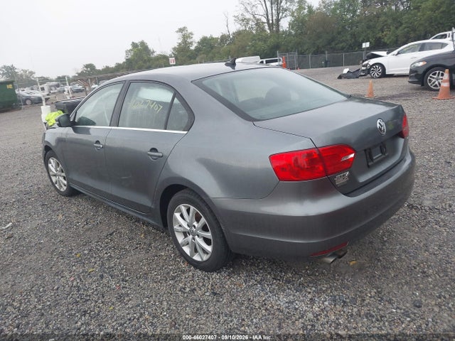 2014 Volkswagen Jetta 1.8t Se მანქანა იყიდება აუქციონზე, vin: 3VWD07AJ5EM336200, აუქციონის ნომერი: 46027407