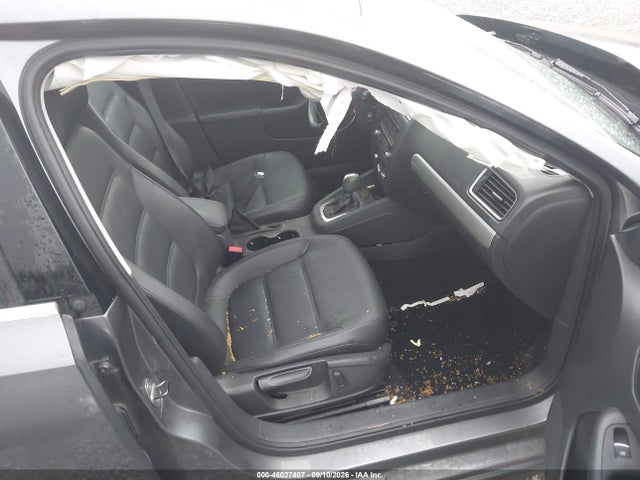 2014 Volkswagen Jetta 1.8t Se მანქანა იყიდება აუქციონზე, vin: 3VWD07AJ5EM336200, აუქციონის ნომერი: 46027407